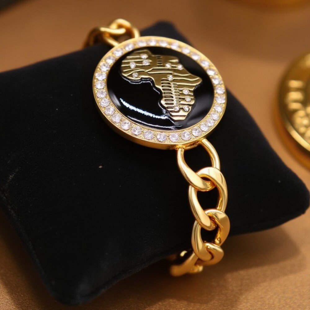 New Women Fashion Bracelet Gold Metal Chain Links Wrist Africa Continent Charm